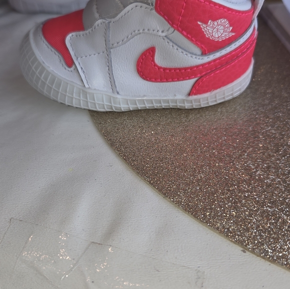 Jordan - Picture 2 of 8